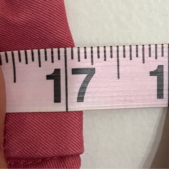 NWT Women’s J. Crew Factory Frankie Bermuda Chino Shorts 9” Inseam Size 8 Pink - Picture 3 of 12